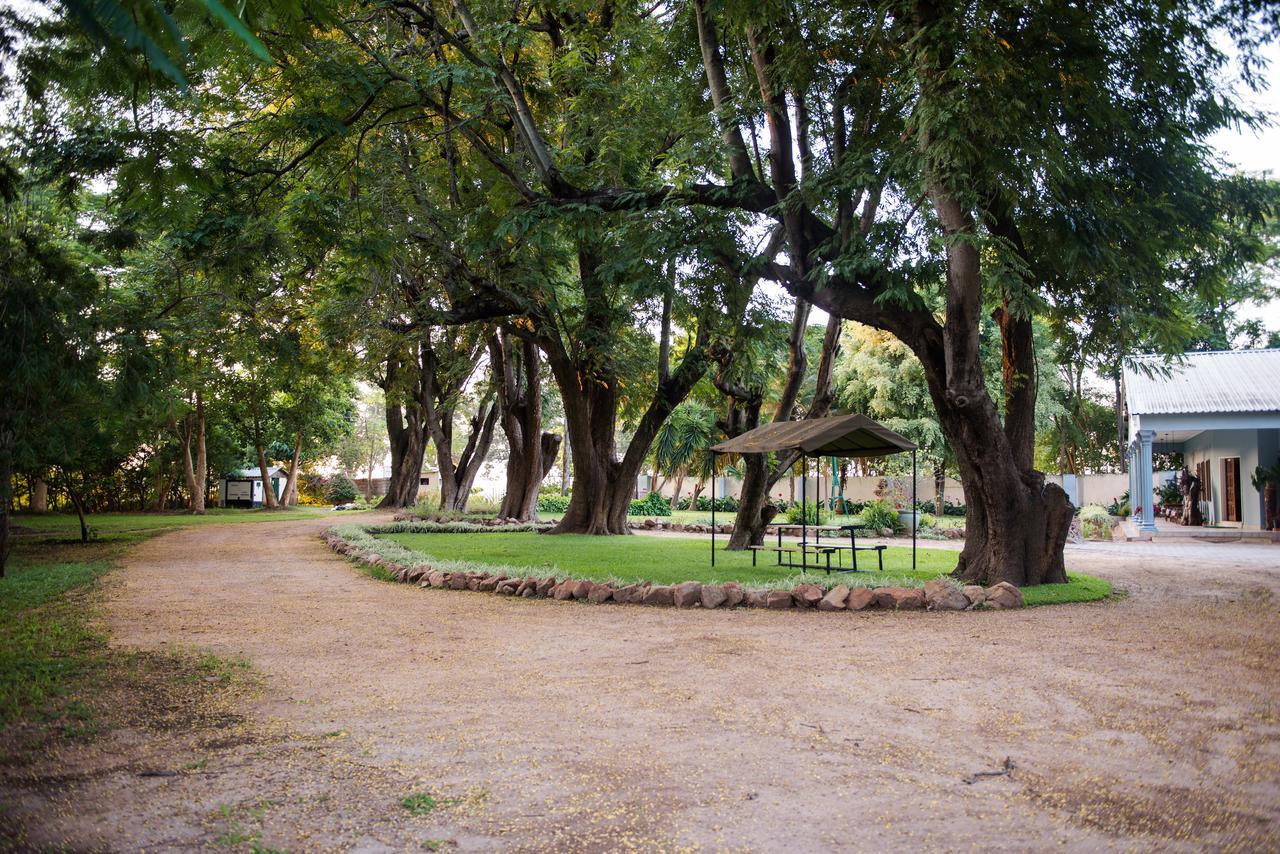 Fringilla Lodge Chisamba エクステリア 写真