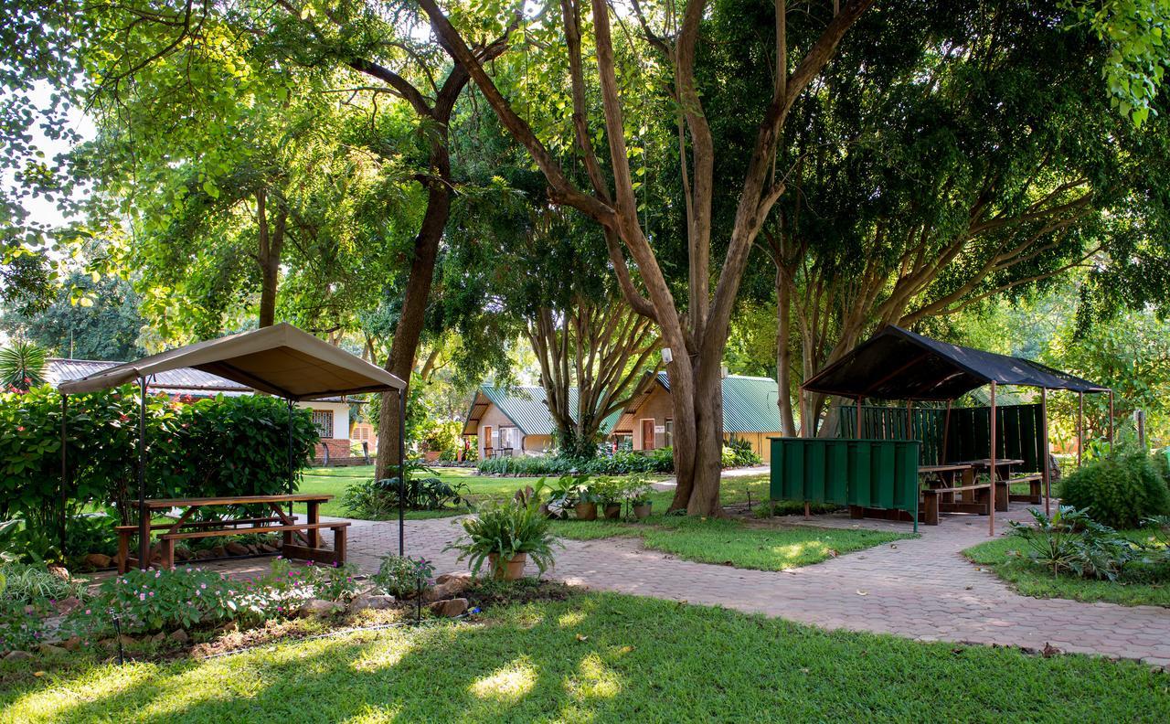 Fringilla Lodge Chisamba エクステリア 写真